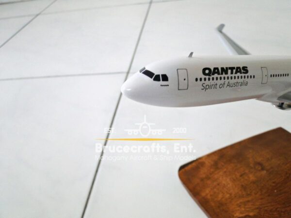 Model of A330-300 Qantas Airlines with detailed craftsmanship.